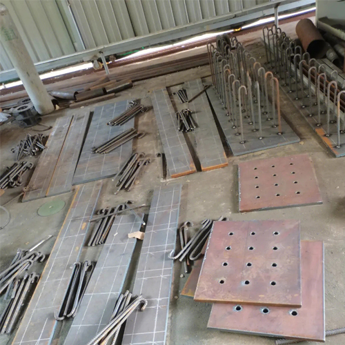 有哪些其他因素会影响铜陵预埋件位置的确定？